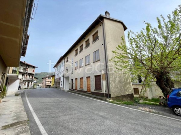 casa indipendente in vendita a San Leonardo