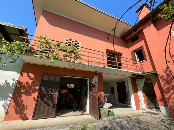 casa indipendente in vendita a San Leonardo