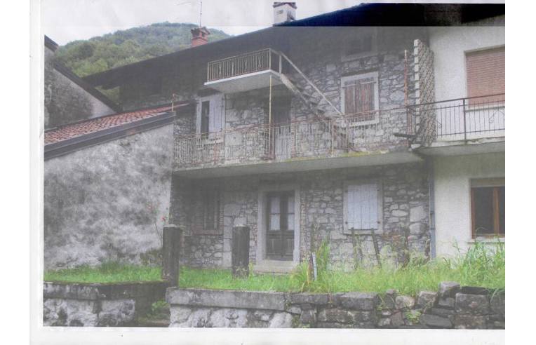 casa indipendente in vendita a San Leonardo