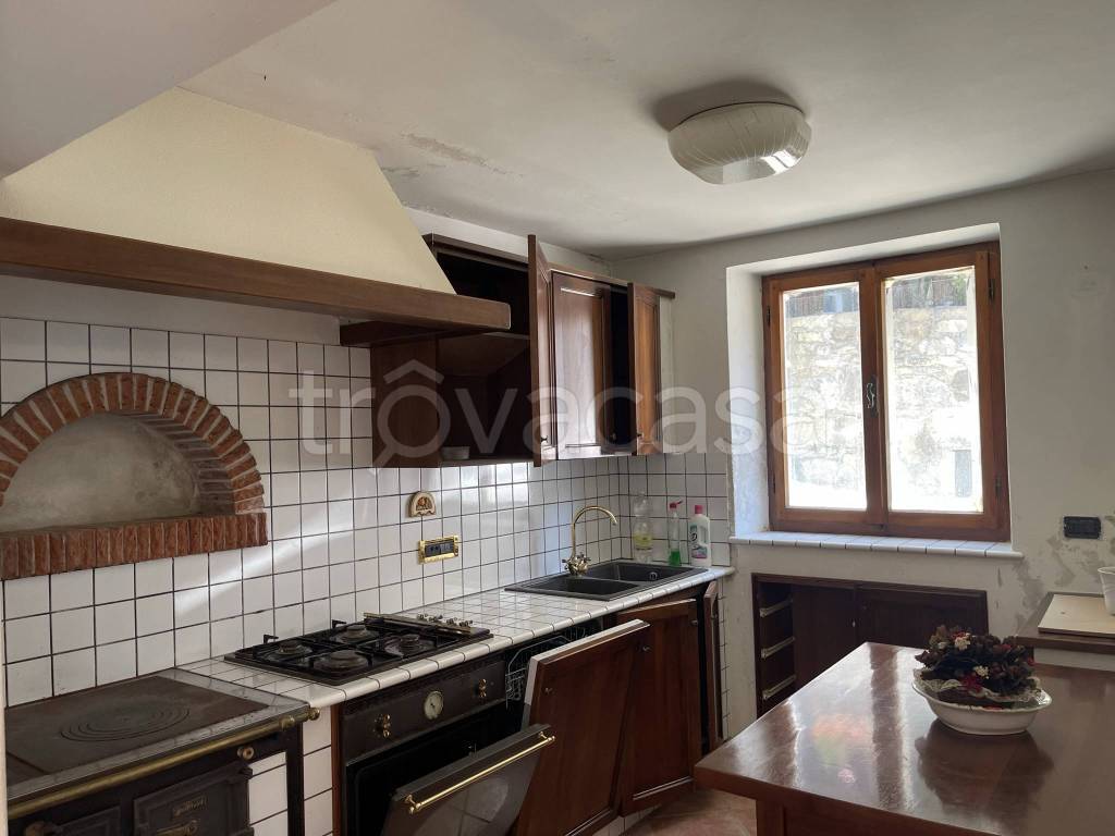 casa indipendente in vendita a San Leonardo