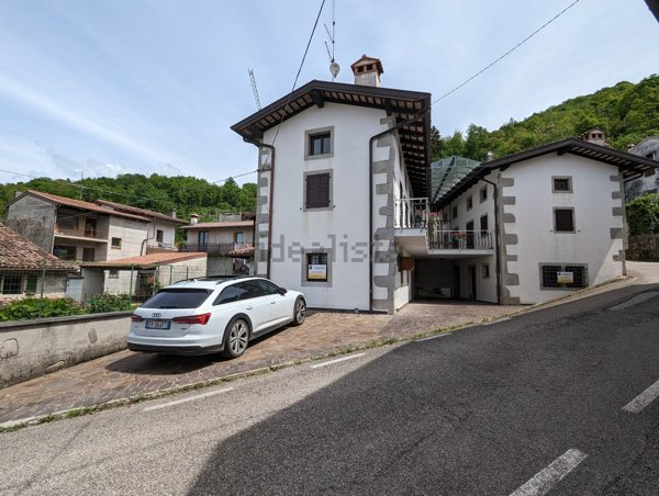 casa indipendente in vendita a San Leonardo