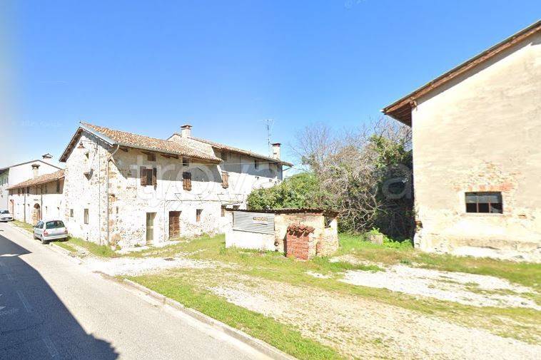 casa indipendente in vendita a Santa Maria la Longa in zona Tissano