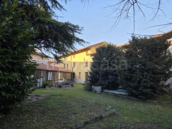 casa indipendente in vendita a Santa Maria la Longa in zona Tissano