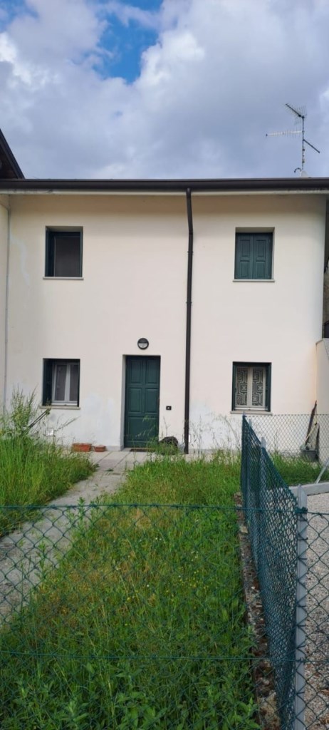 appartamento in vendita a Santa Maria la Longa