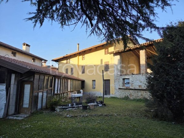 casa indipendente in vendita a Santa Maria la Longa in zona Tissano