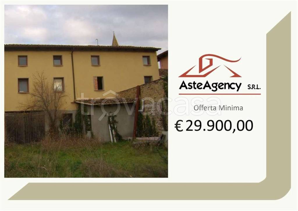casa indipendente in vendita a Santa Maria la Longa