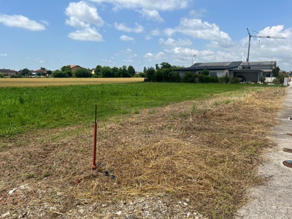 villa in vendita a Santa Maria la Longa