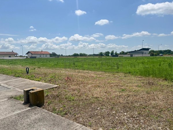 villa in vendita a Santa Maria la Longa