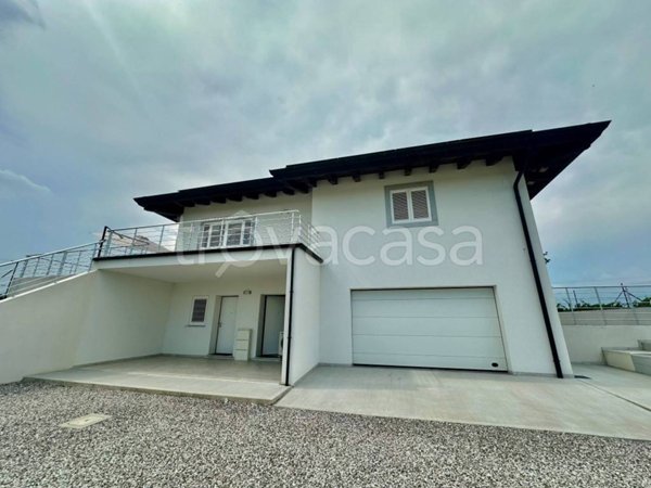 casa indipendente in vendita a Santa Maria la Longa in zona Tissano