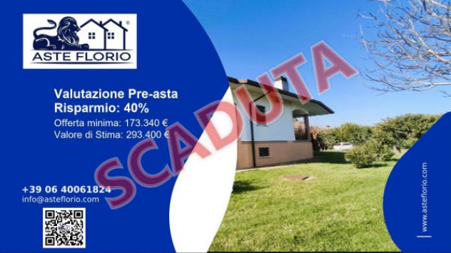 casa indipendente in vendita a Santa Maria la Longa