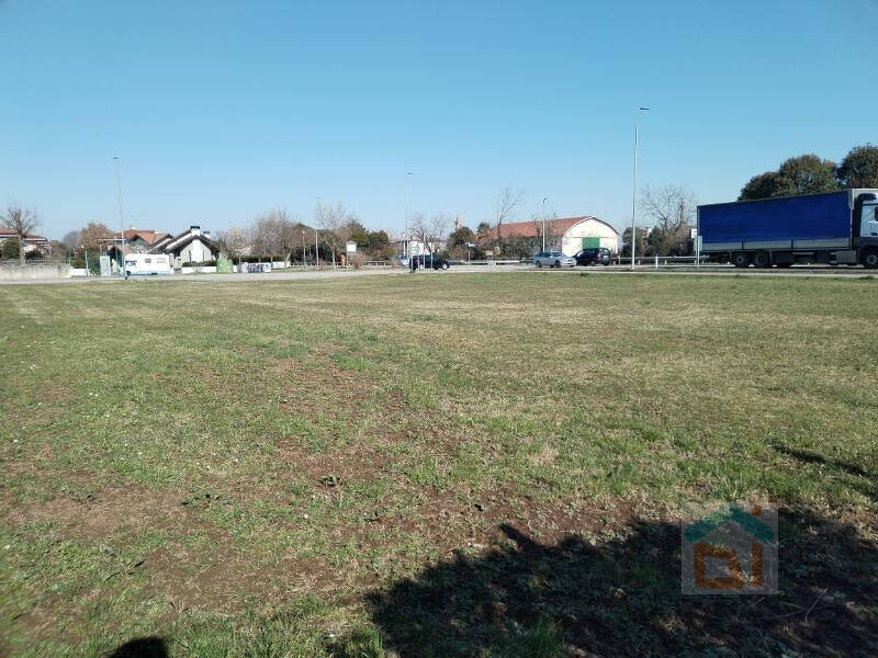 terreno agricolo in vendita a Santa Maria la Longa