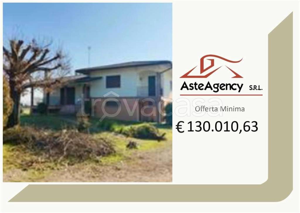 casa indipendente in vendita a Santa Maria la Longa