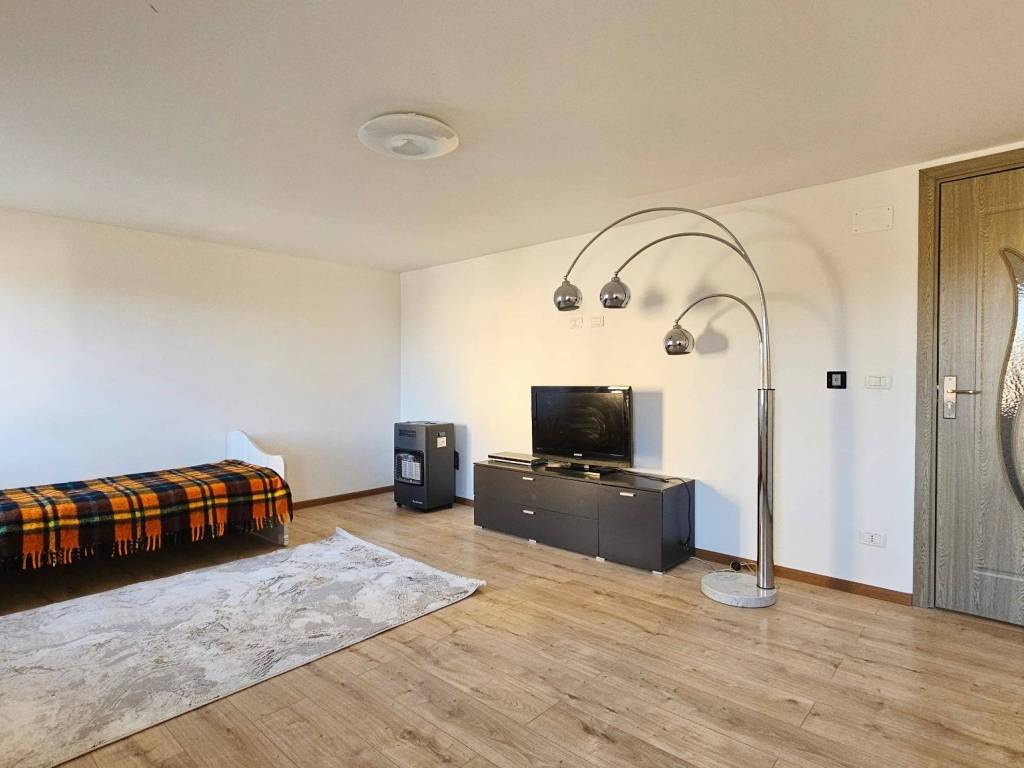 casa indipendente a Santa Maria la Longa in zona Santo Stefano Udinese