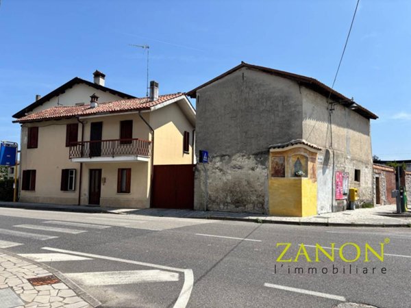 casa indipendente in vendita a San Vito al Torre in zona Nogaredo alla Torre