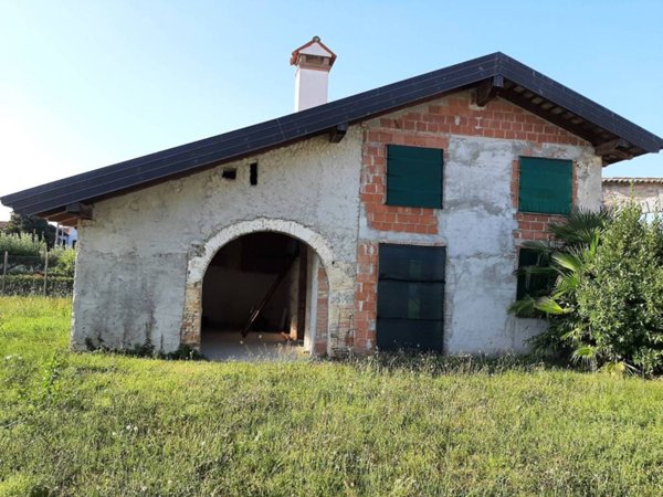 casa indipendente in vendita a San Vito al Torre