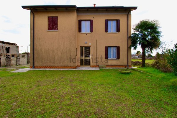 casa indipendente in vendita a San Vito al Torre
