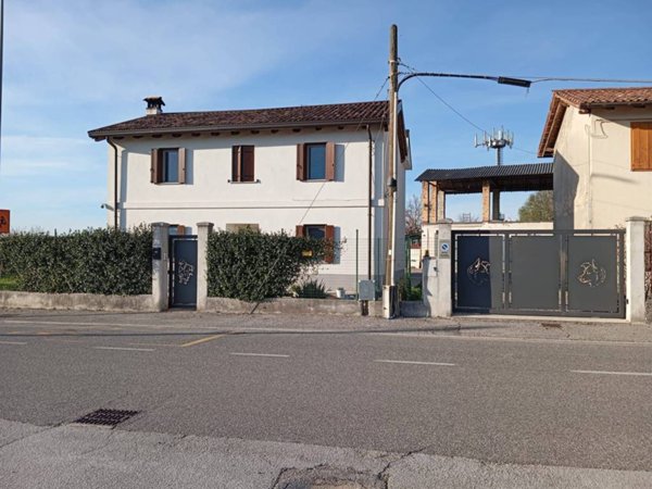 casa indipendente in vendita a San Vito al Torre