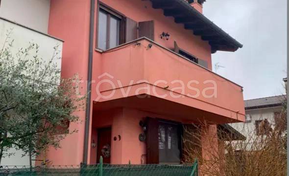 appartamento in vendita a San Vito al Torre in zona Nogaredo alla Torre