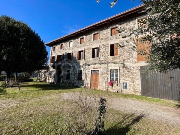 casa indipendente in vendita a San Vito di Fagagna