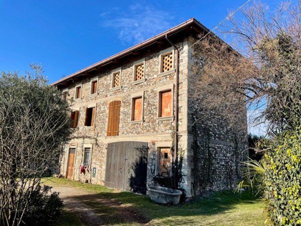 casa indipendente in vendita a San Vito di Fagagna