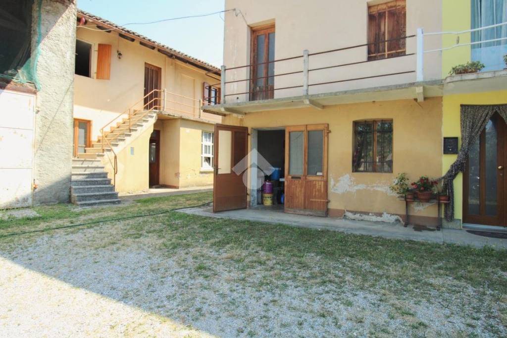 casa indipendente in vendita a San Vito di Fagagna in zona Ruscletto