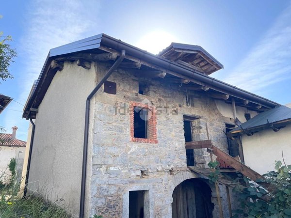 appartamento in vendita a Savogna in zona Masseris