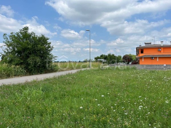terreno edificabile in vendita a Sedegliano