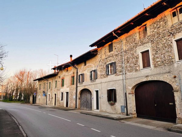 casa indipendente in vendita a Sedegliano in zona San Lorenzo
