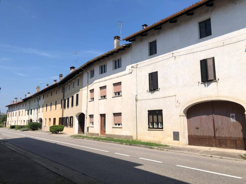 casa indipendente in vendita a Sedegliano in zona Gradisca
