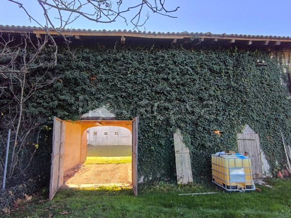 casa indipendente in vendita a Sedegliano in zona Turrida