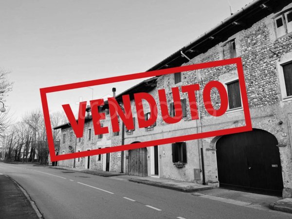 casa indipendente in vendita a Sedegliano