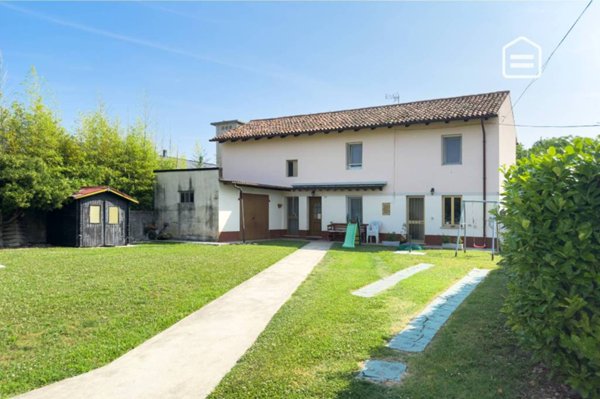casa indipendente in vendita a Sedegliano in zona Gradisca