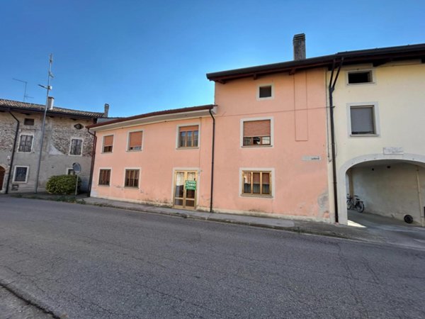 casa indipendente in vendita a Sedegliano