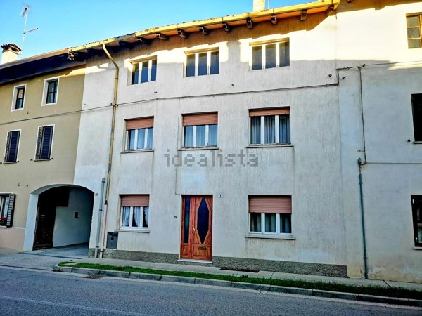 casa indipendente in vendita a Sedegliano in zona Gradisca