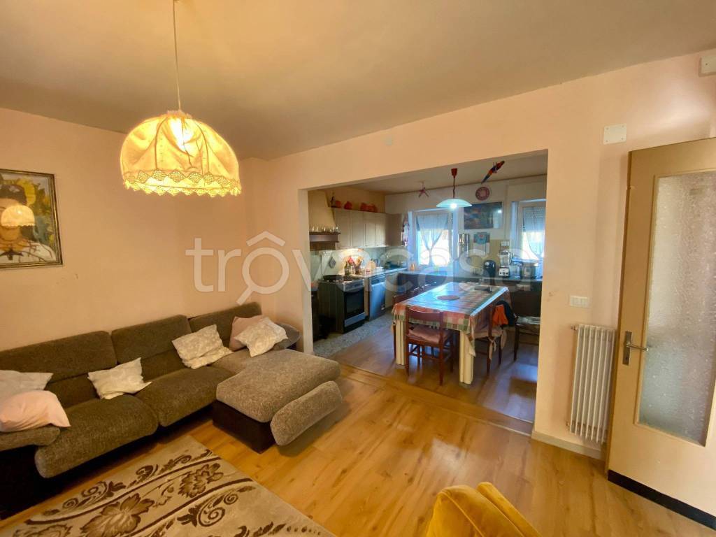 casa indipendente in vendita a Sedegliano in zona Grions