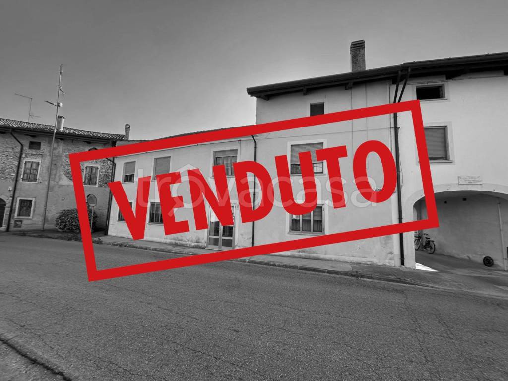 casa indipendente in vendita a Sedegliano