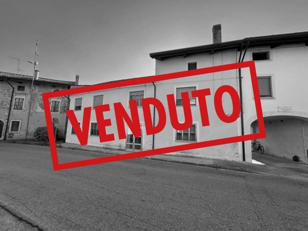casa indipendente in vendita a Sedegliano in zona Gradisca