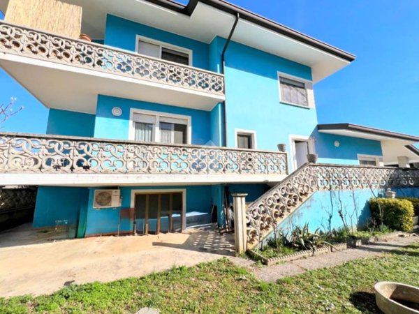 casa indipendente in vendita a Sedegliano in zona Gradisca