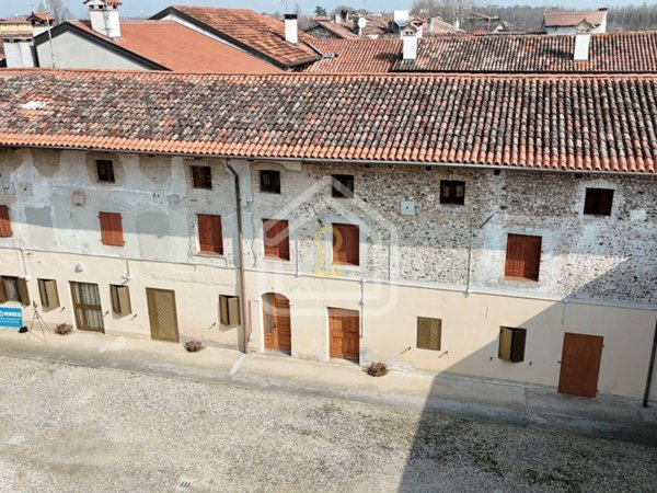 casa indipendente in vendita a Sedegliano in zona San Lorenzo