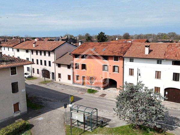 appartamento in vendita a Sedegliano in zona Gradisca