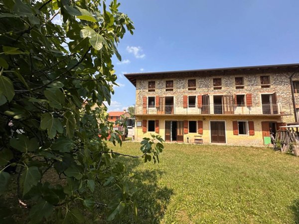 casa indipendente in vendita a Sedegliano