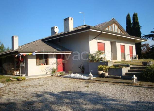 casa indipendente in vendita a Sedegliano in zona Rivis