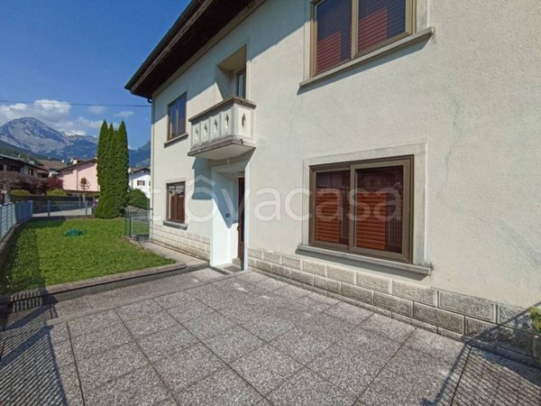 casa indipendente in vendita a Socchieve in zona Priuso