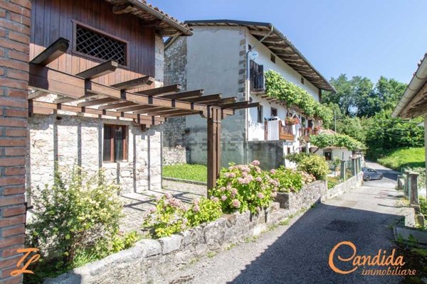 appartamento in vendita a Socchieve in zona Feltrone