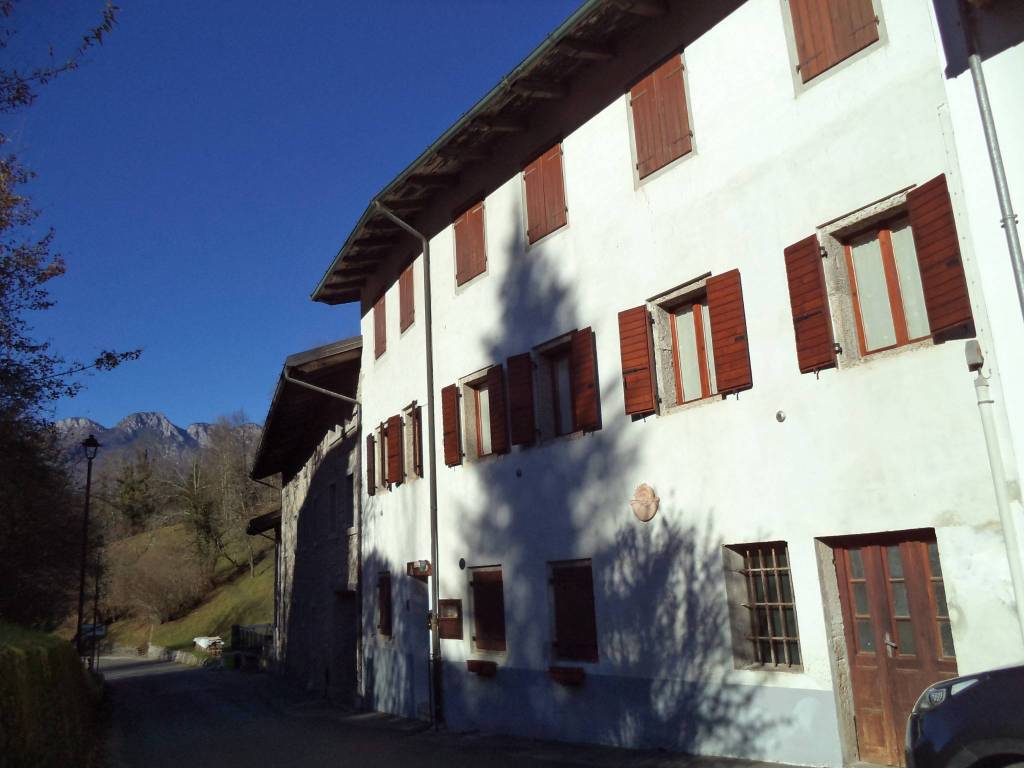 appartamento in vendita a Socchieve in zona Nonta