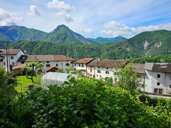 appartamento in vendita a Socchieve in zona Dilignìdis