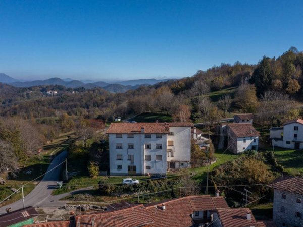 intera palazzina in vendita a Stregna