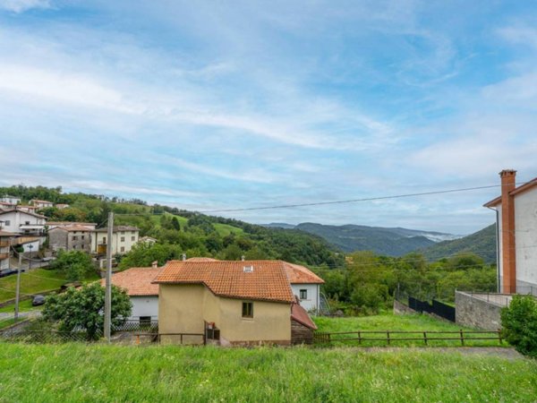 casa indipendente in vendita a Stregna