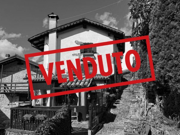 casa indipendente in vendita a Stregna