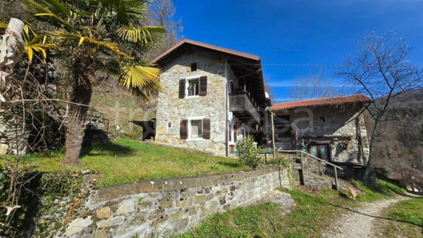 casa indipendente in vendita a Stregna